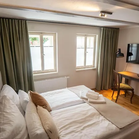 Nyaraló Schlossberg Mit Infrarot-kabine Und Stellplatz *