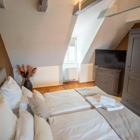 Schlossberg Mit Infrarot-kabine Und Stellplatz Quedlinburg